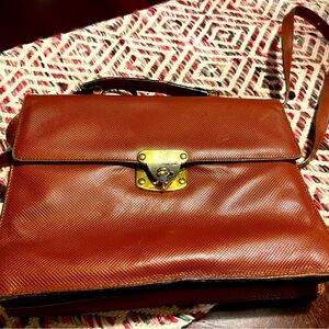 VINTAGE RARE Bottega Veneta cross body